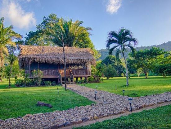 Bocawina Rainforest Resort   Mayflower Bocawina NP