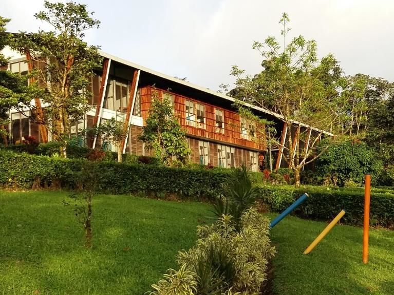 Celeste Mountain lodge