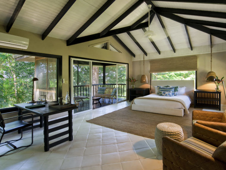 Copal Tree Lodge footer ()