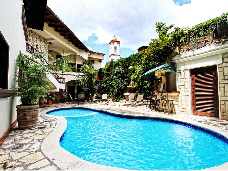 Copan (Honduras)   Plaza Copan