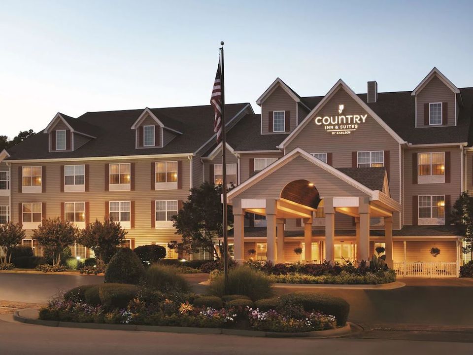 Country inn suites