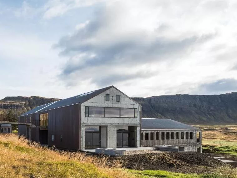 Drangar Country Guesthouse niet web