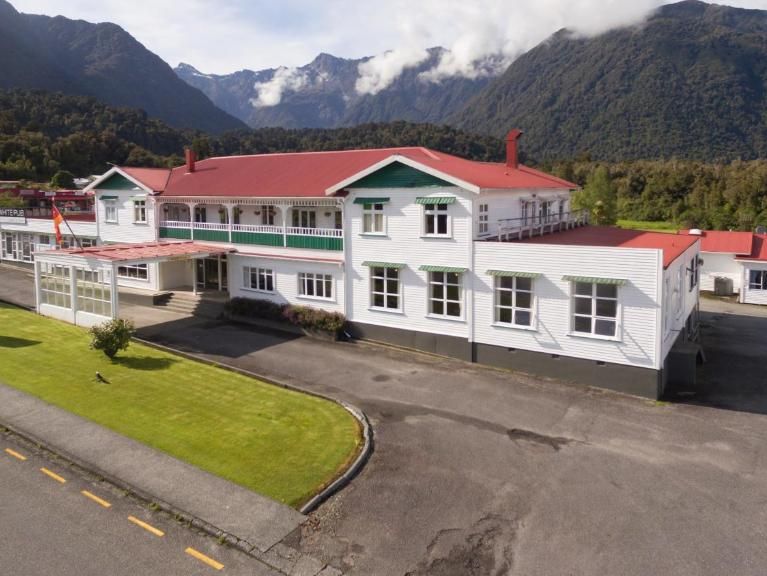 Heartland Fox Glacier
