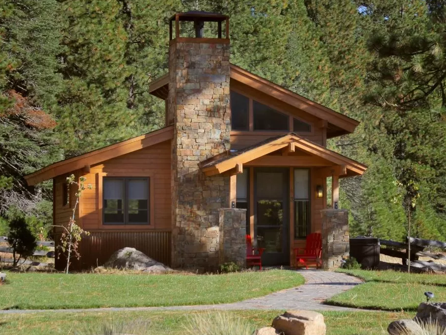 Highlands Ranch Resort