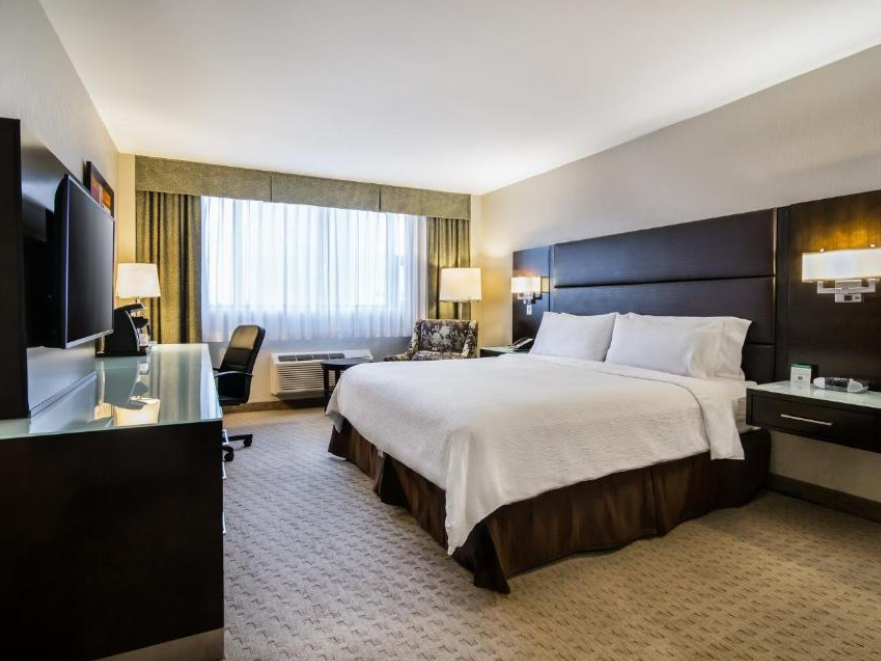 Holiday Inn Vancouver Center Broadway