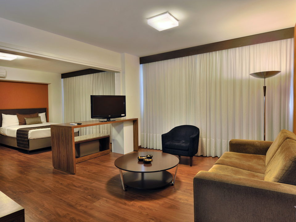 Hotel Deville Business, Curitiba