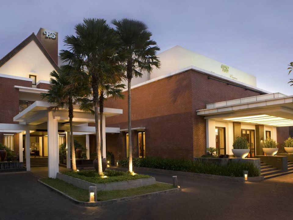 Hotel Santika Premiere Malang Building Malang