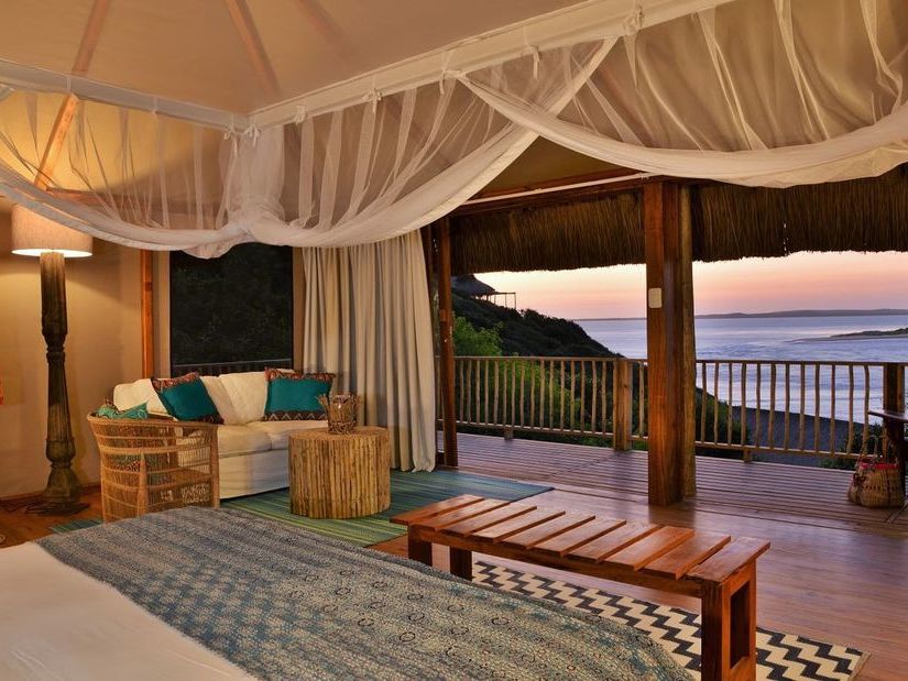 Machangulo Beach Lodge lounge Zuid Mozambique