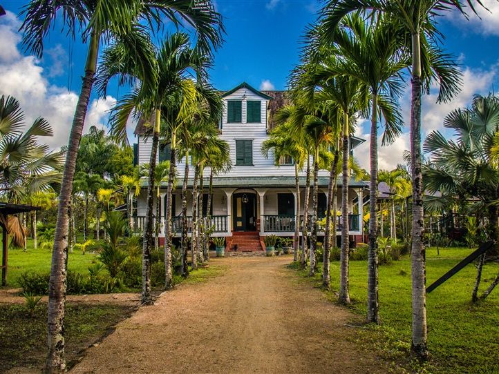 Marienbosch Suriname Groningen