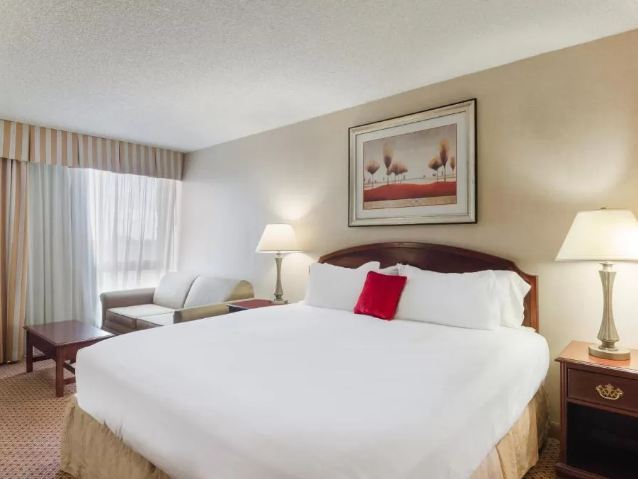 Red lion hotel cheyenne