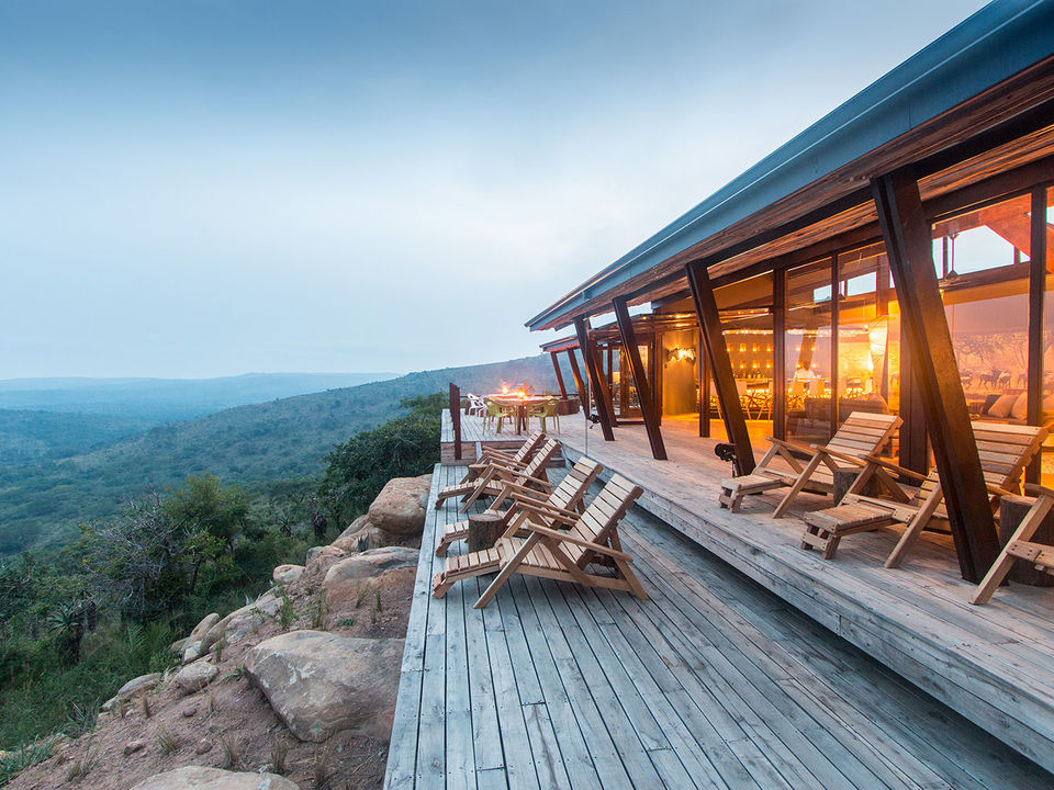 Rhino Ridge Safari Lodge header