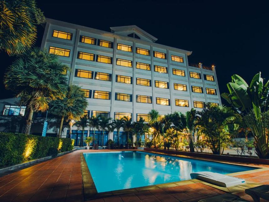 Rondreis Laos Vang Vieng Sisombat Plaza Hotel