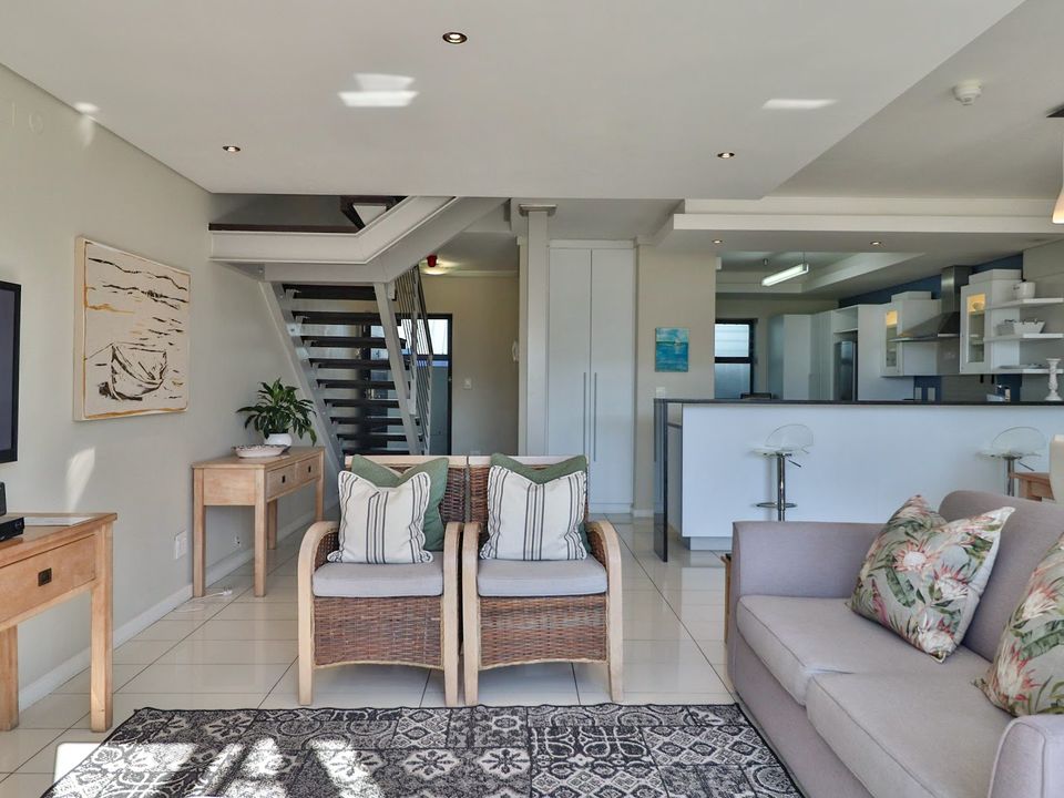 Whale Coast Suite Hotel