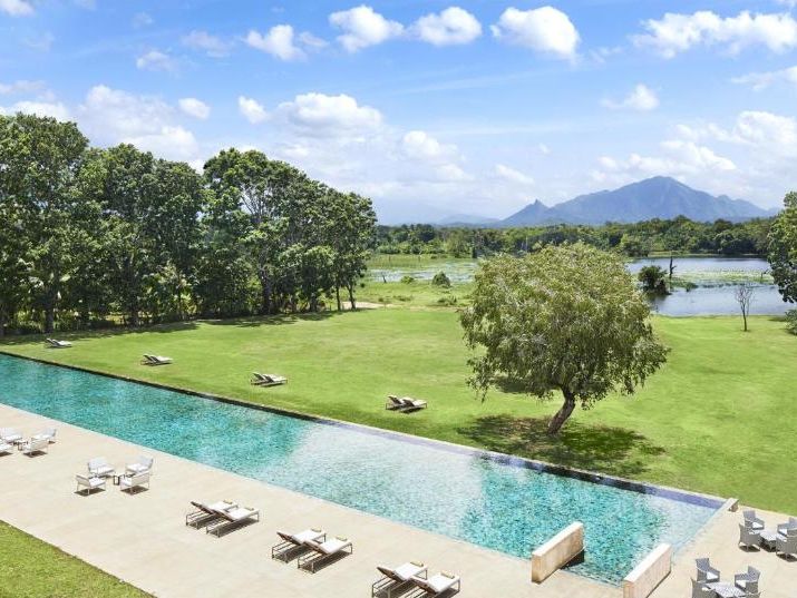 jetwing lake dambulla