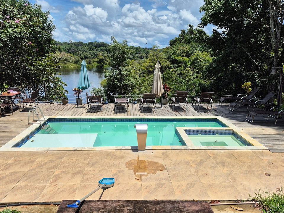swimmingpool