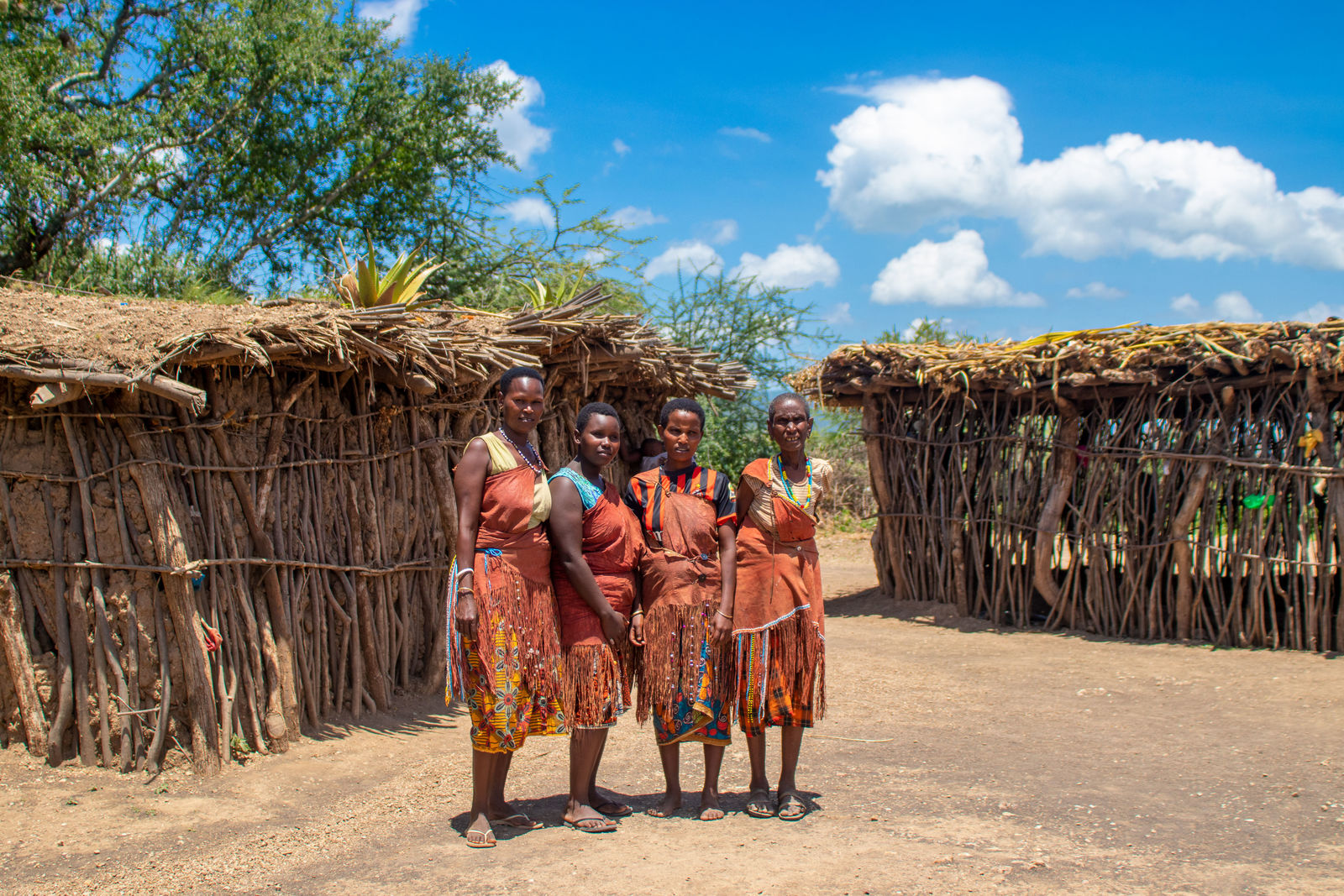 Rondreis Tanzania Lake Eyasi Mensen
