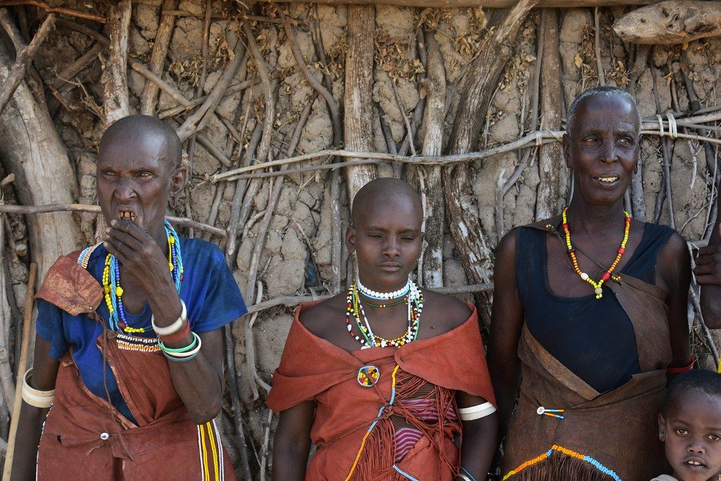 Rondreis Tanzania Lake Eyasi Mensen