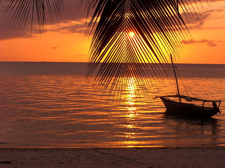 Rondreis Tanzania Zanzibar Zonsondergang