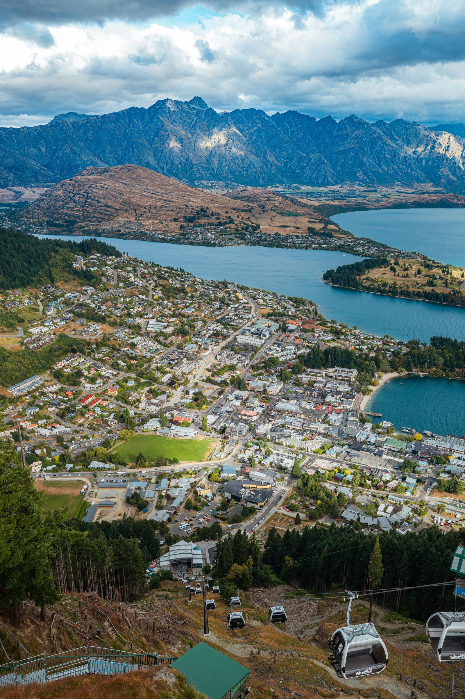 Rondreiz Nieuw Zeeland Queenstown skyline