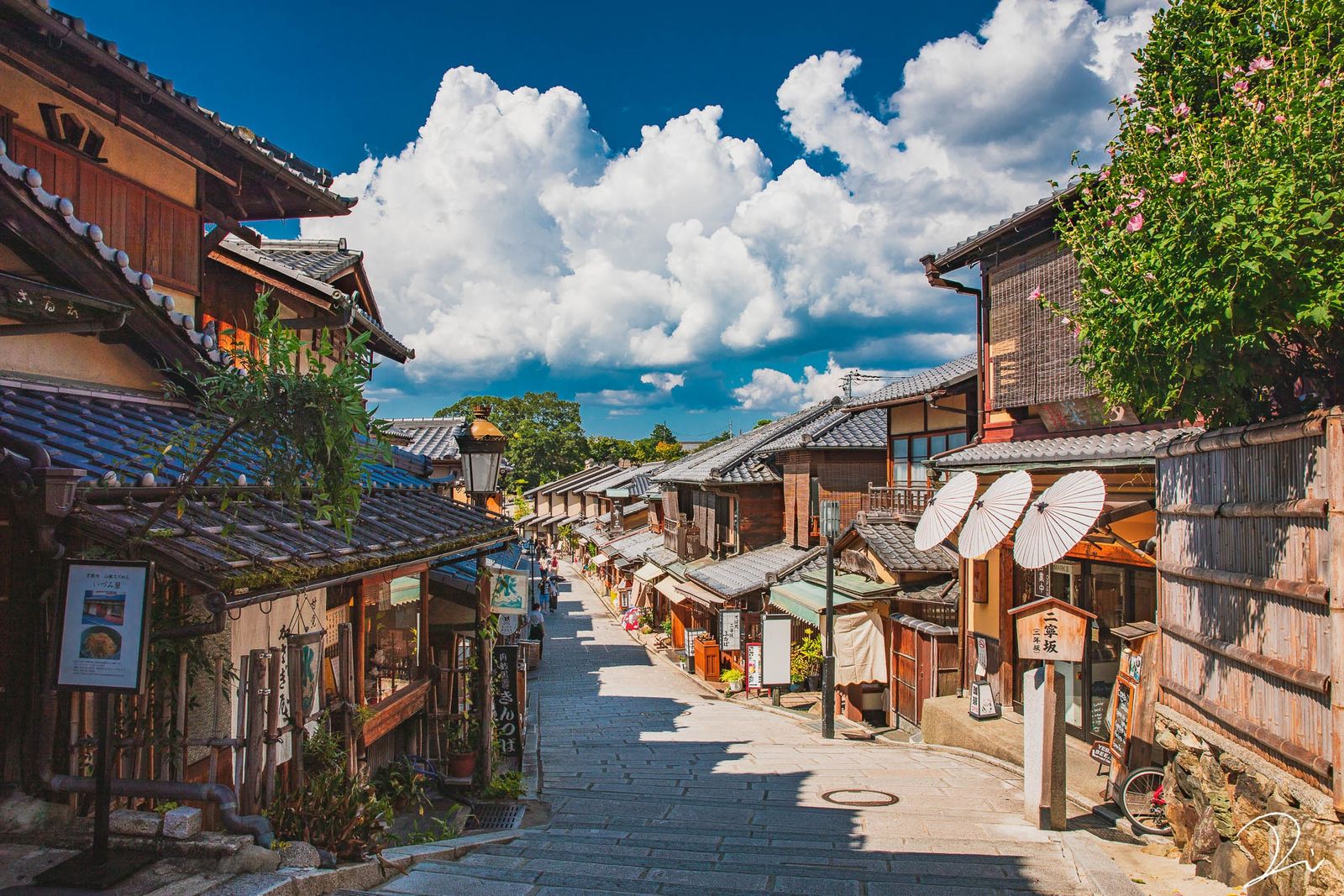 Rondreizen Japan   Kyoto   Traditioneel straatje