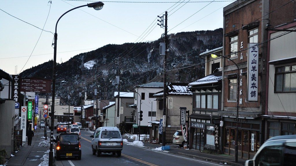 Rondreizen Japan   Nikko   Winters straatbeeld