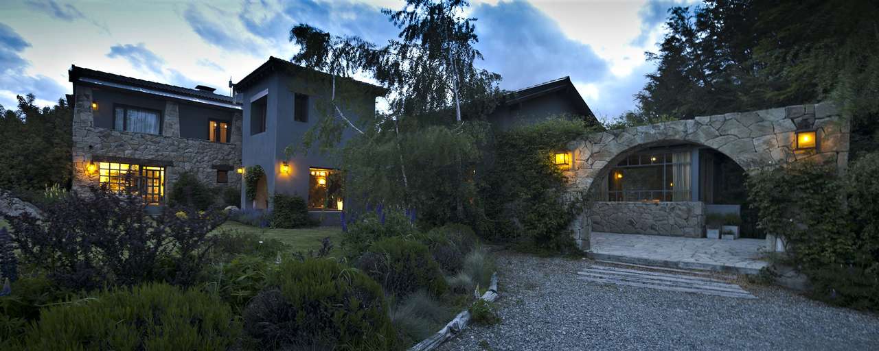 Aldebarán header