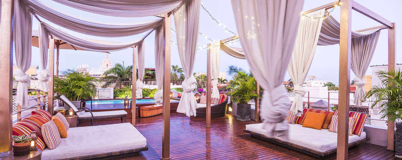 Ananda Boutique Header