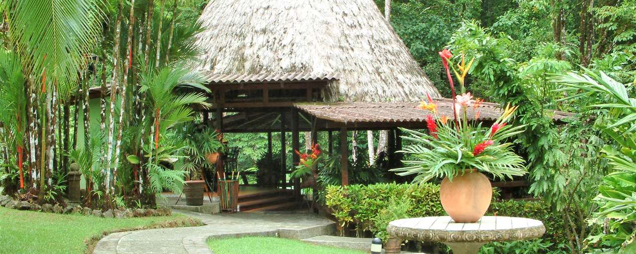 Casa Corcovalo jungle lodge Header